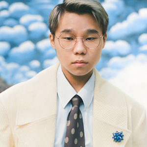 公车上拨开岳双腿进入电影
